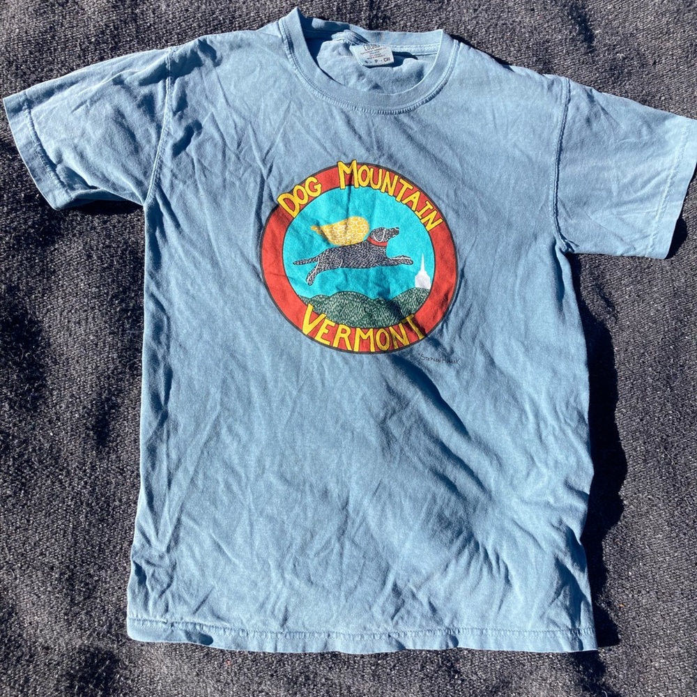 Dog Mountain tee